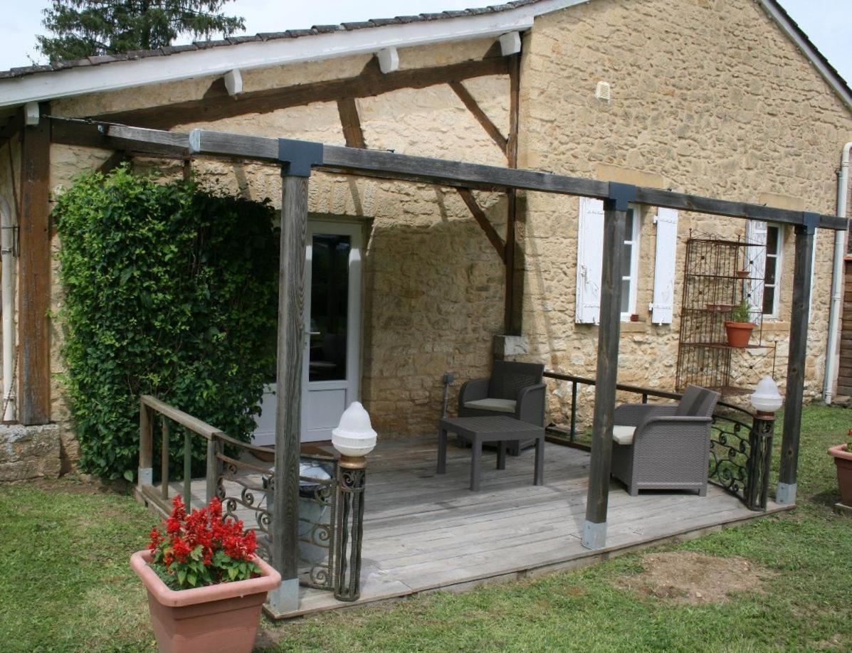 Domaine Des Hirondelles Saint-Vincent-de-Cosse Exterior foto